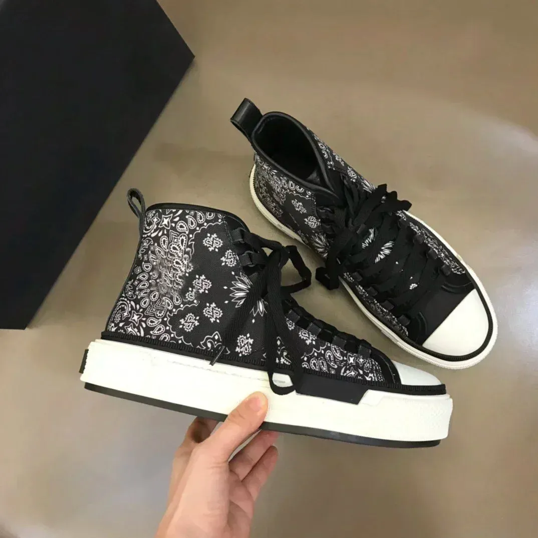 Amoris Flower High Top Versatile Black Sneakers