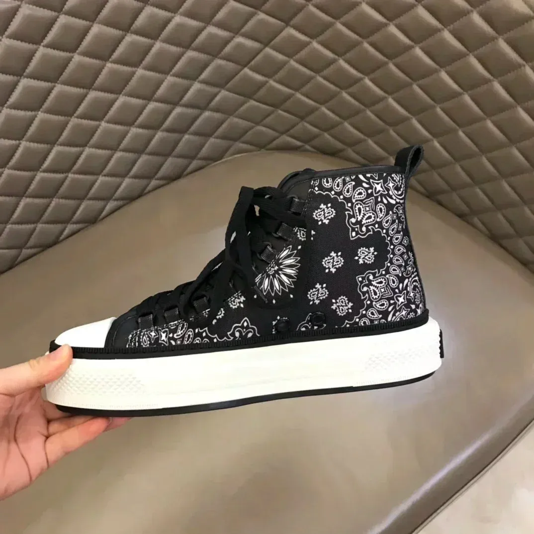 Amoris Flower High Top Versatile Black Sneakers