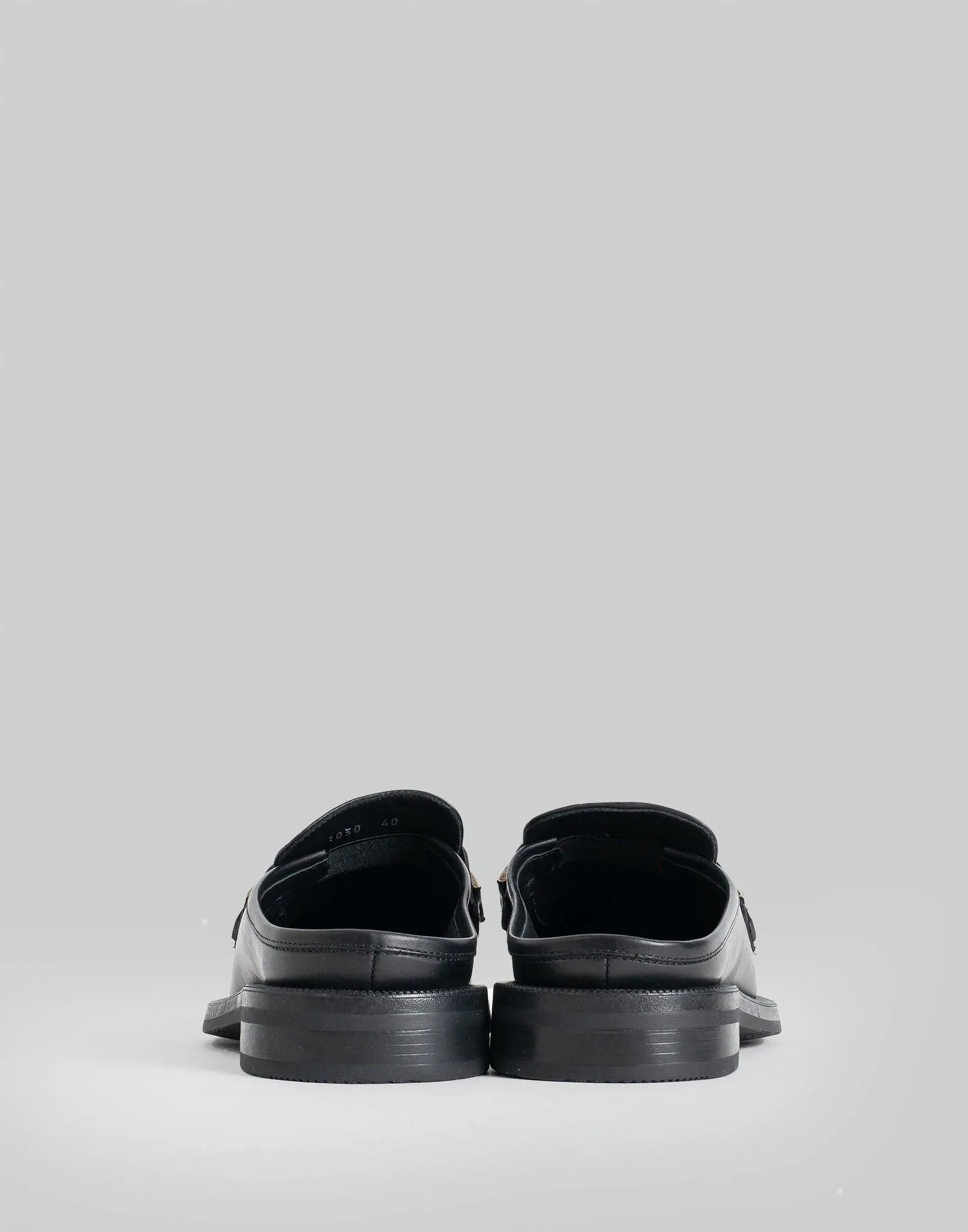 BULB TOE CHAIN MULE