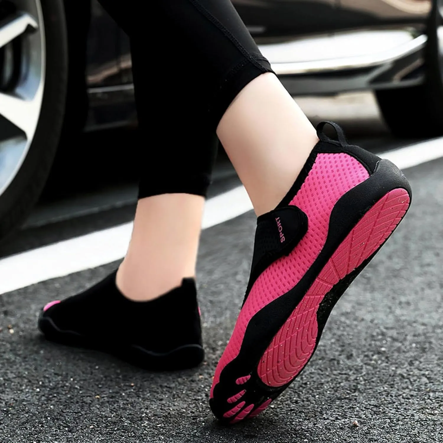 Lightweight Walking Shoes River Tracing Shoes for Women Breathable Swimming Diving Shoes Wading Five Women's