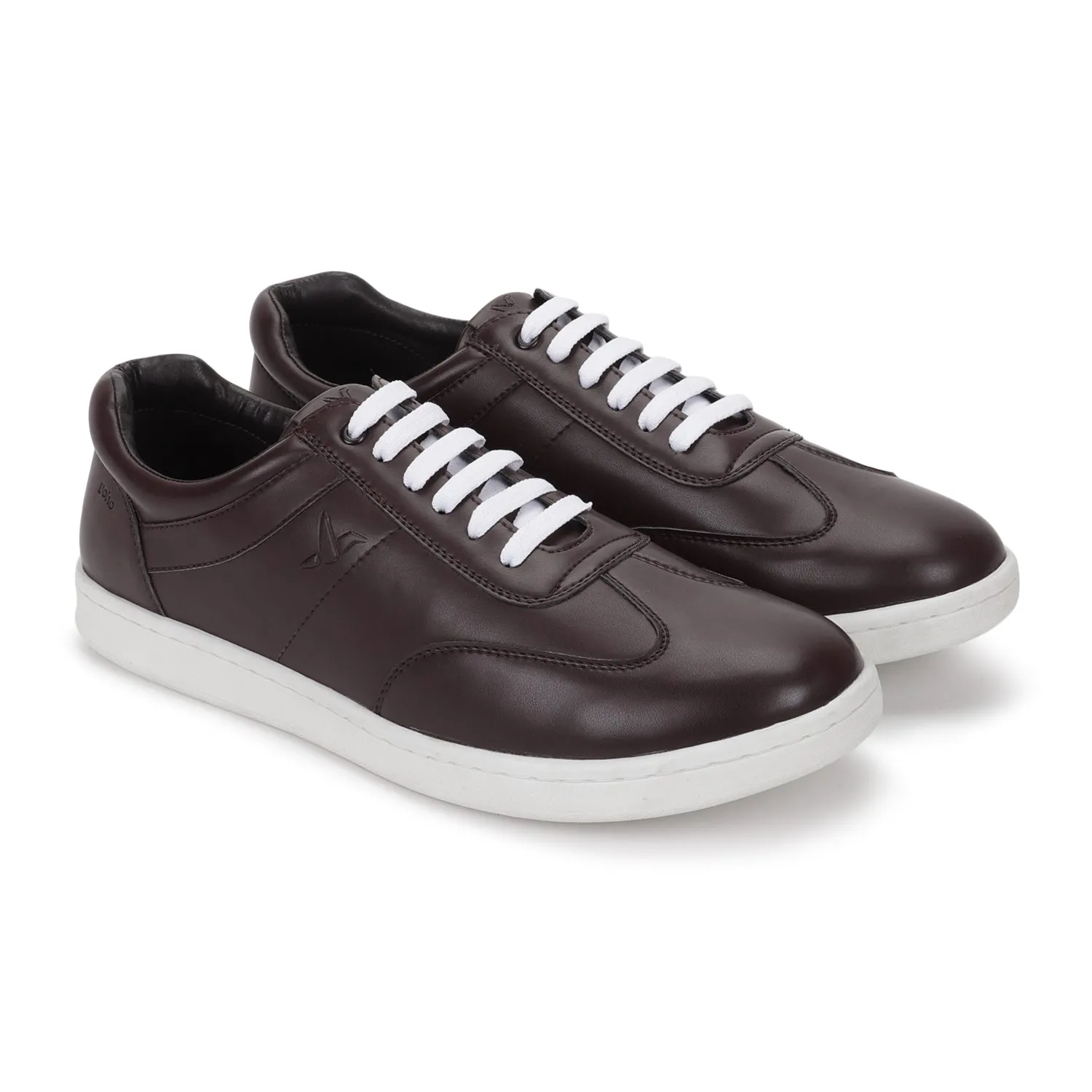 Oak's Sneakers