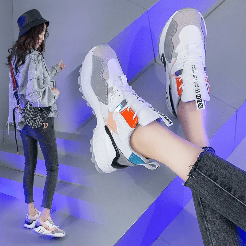 Trendy Velvet-Lined Women’s Platform Sneakers