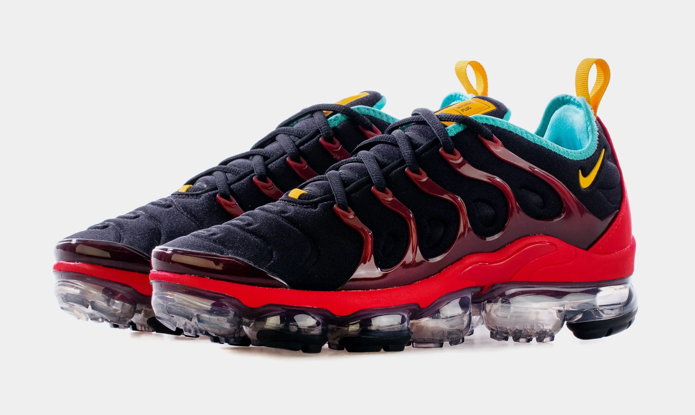 VaporMax Plus Mens Lifestyle Shoes (Black/Red)