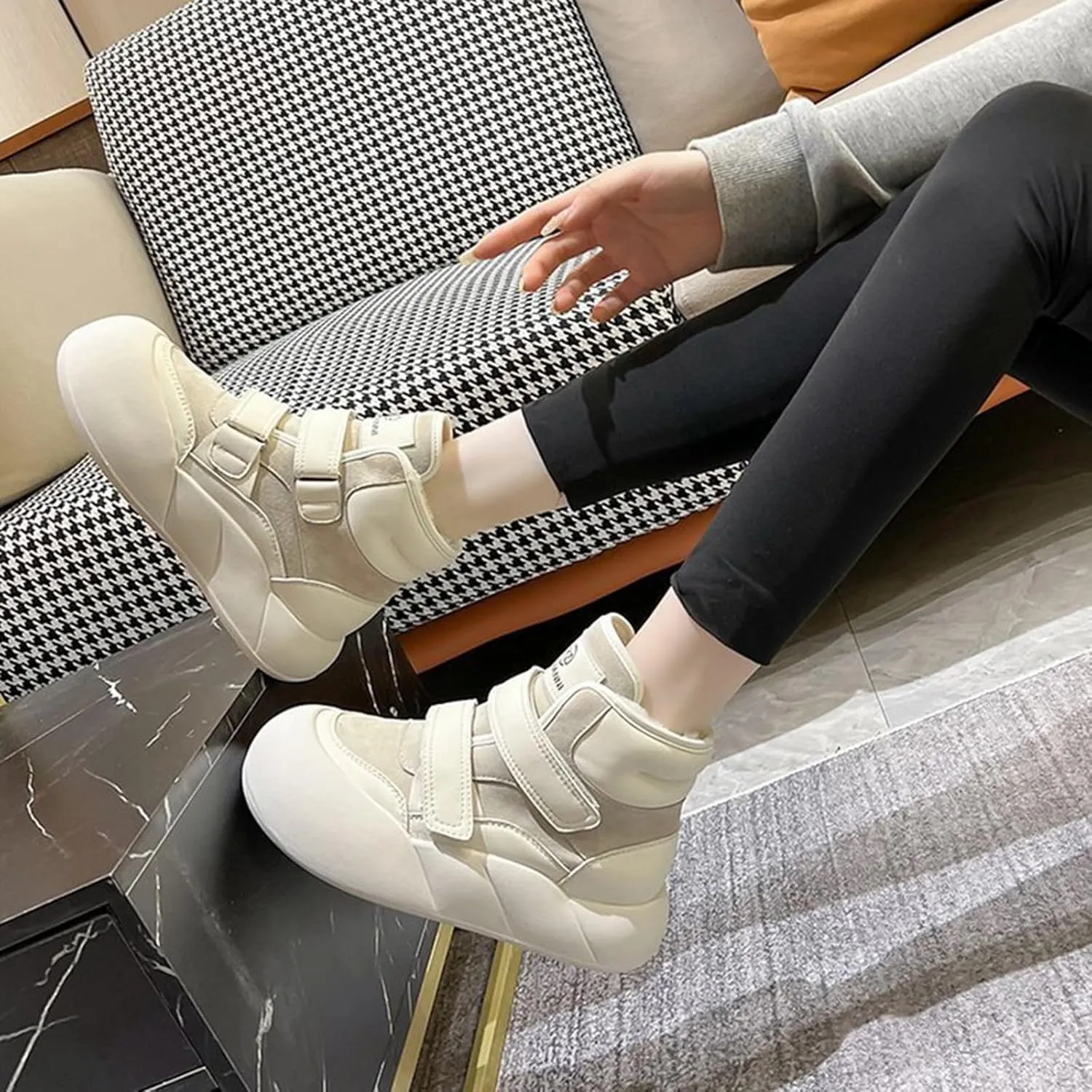Women's Snow Ankle Boots Furry Snow Boots Round Toe Suede Warm PlushLined Boots Platform Flat Outdoor Winter Boots